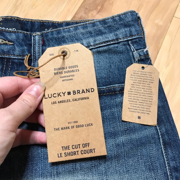 LUCKY The Cut Off Le Short Court denim shorts - Picture 3 of 4